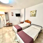 Guest house H Vista Alegre 2*