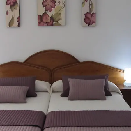 H Vista Alegre Guest house 2*